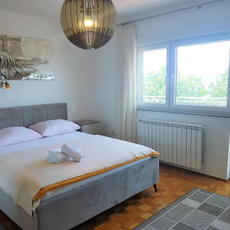 Apartment Rainbow Crikvenica